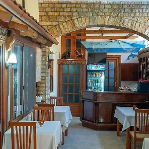 Alojamento de Acomodação e Pequeno-almoço Korani, Tirana
