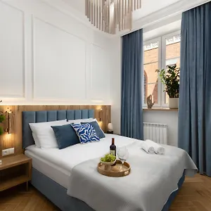Movo Prestige Old Town Warsaw